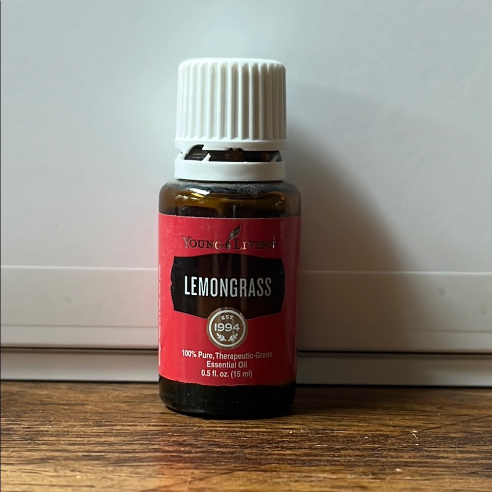 Young Living Lemongrass Oil in Red and White